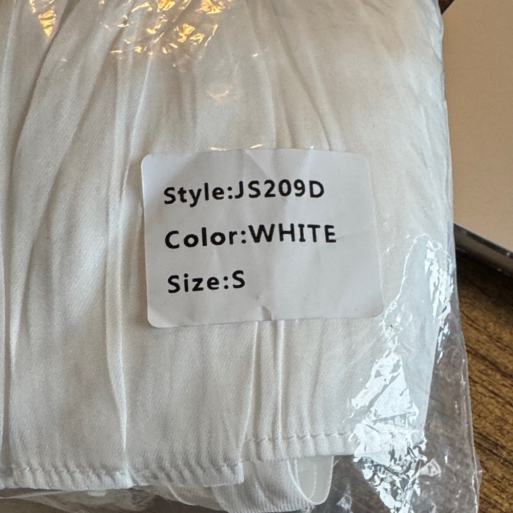 Reset By Jane Silky Amore White Ruffled Mini Skirt NWT, Size Small - Picture 3 of 6